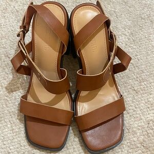 Brown Platform Sandals (Size 6)
